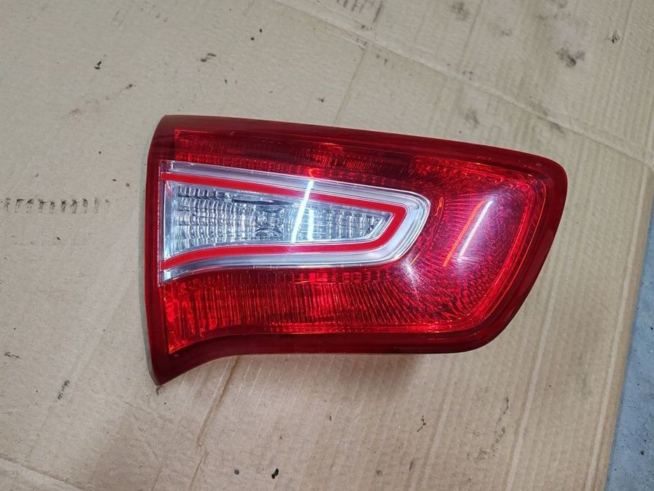 lampa lewa tył tylna w klapę kia sportage iii 10-14