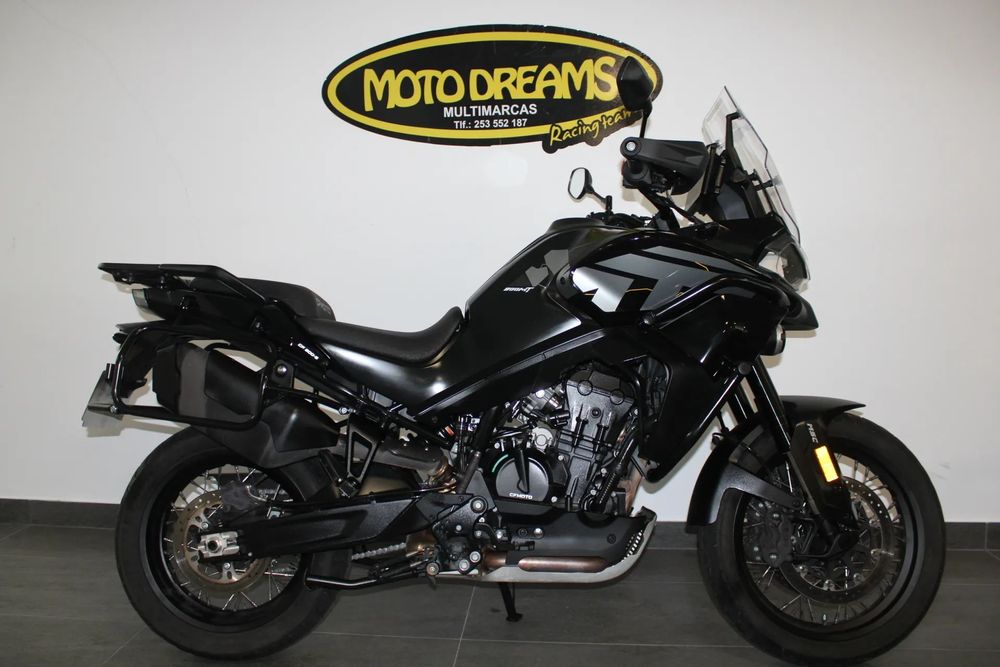 CF Moto 800MT Explore