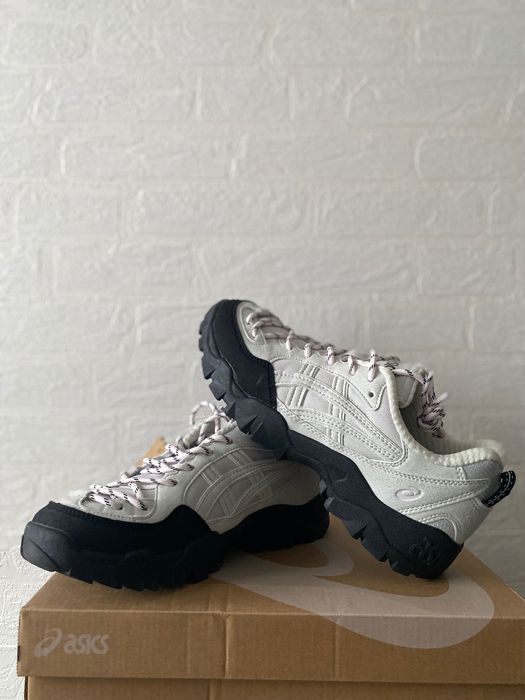 ASICS GEL-PEX у білому кольорі