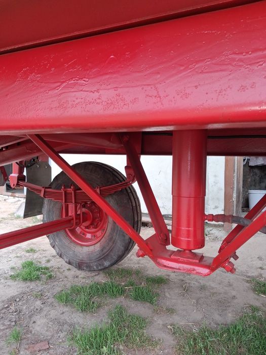 Прицеп 2птс-4 Продам