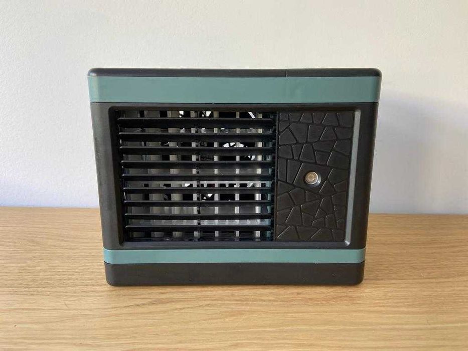 Ventoinha que faz frio com água