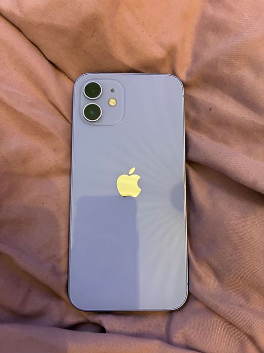 iPhone 12 – w pełni sprawny, stan bardzo dobry