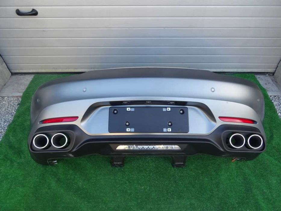 MERCEDES AMG GT W190 Бампер задній