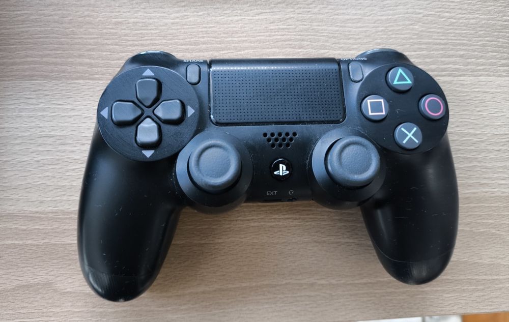 PS4 Pro 1TB – Versão 8.50 Desbloqueada + Extras