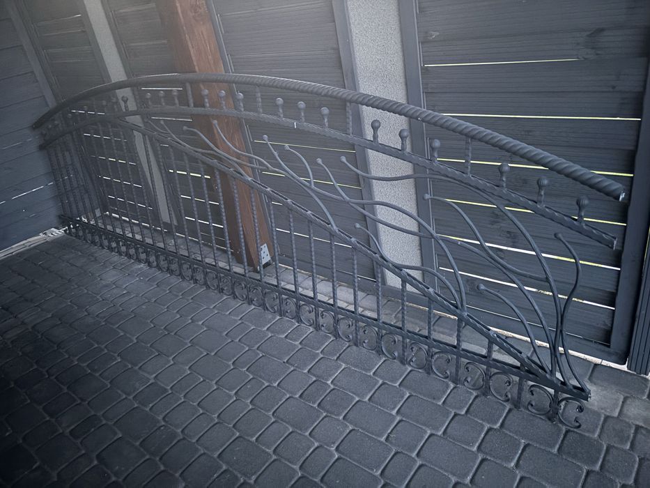 Elementy bramy kutej i furtki masywne