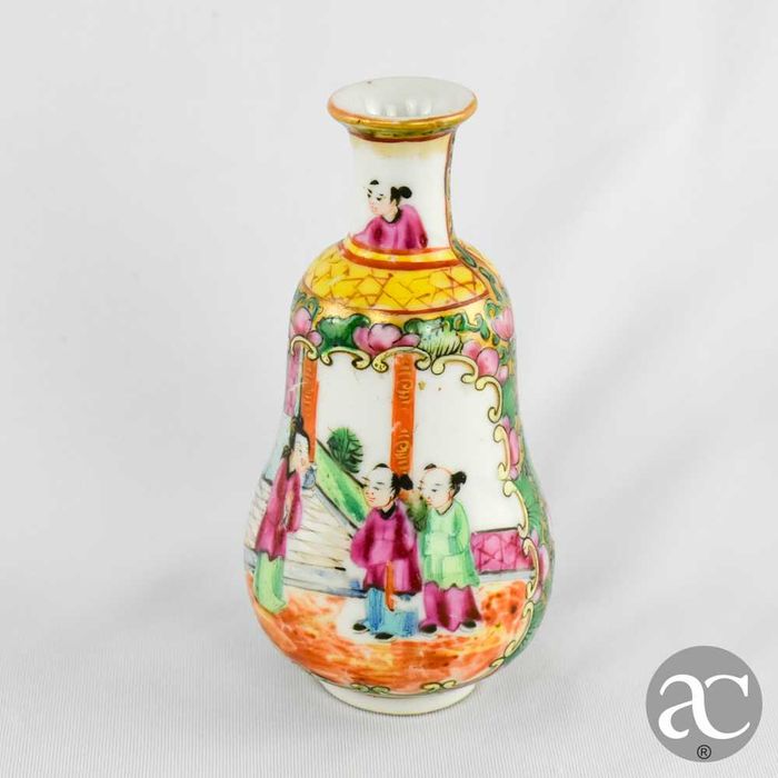 Jarra porcelana da China, decoração Mandarim, séc. XIX