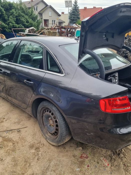 Audi A4 B8 sedan 1.8 tfsi CDHB skrzynia LLV lakier LZ7L na czesci