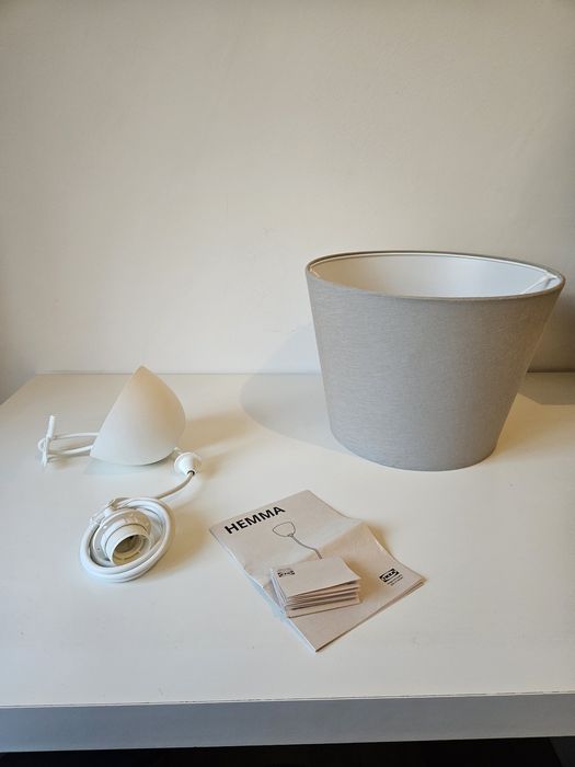 Candeeiro de teto HEMMA