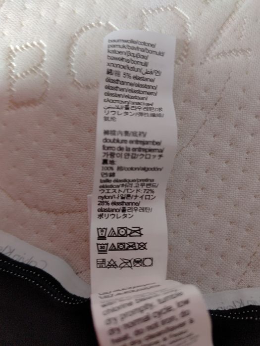 Szorty bawełniane damskie czarne rozm L Calvin Klein