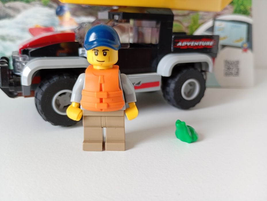 LEGO City 60240 - Przygoda w kajaku