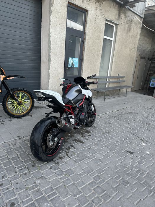 Kawasaki z900 2023