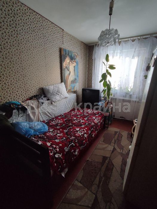 Продаж трикімнатної квартири Милютенко 23 , 52000 у.е.