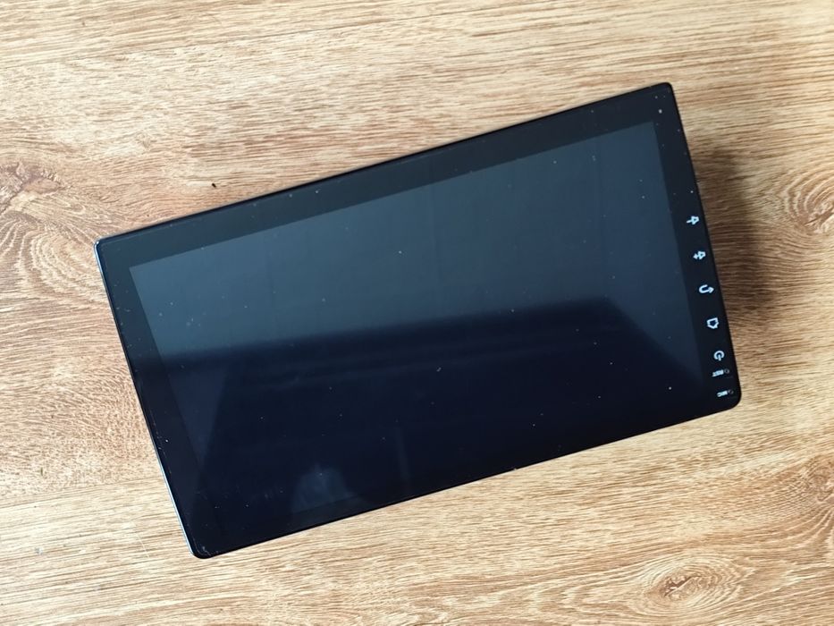 Radio nawigacja android 10.1" uszkodzone