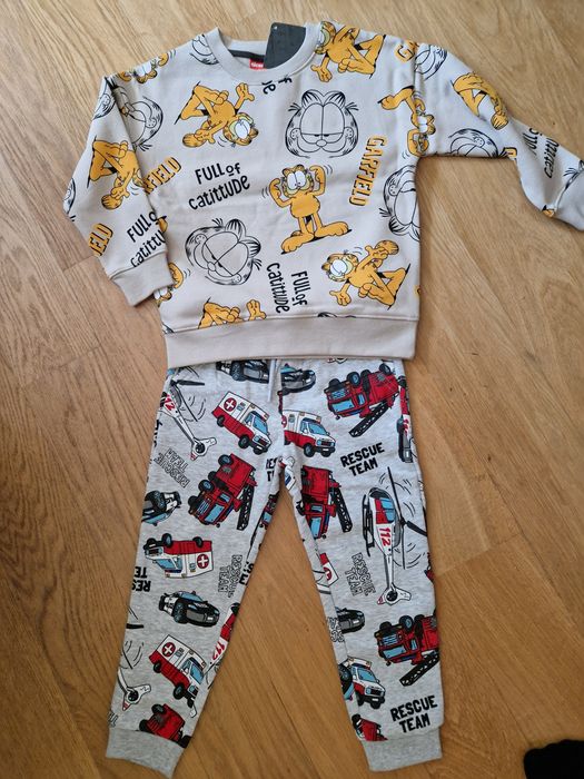 Spodnie 2  pary bluza 110 Nowe