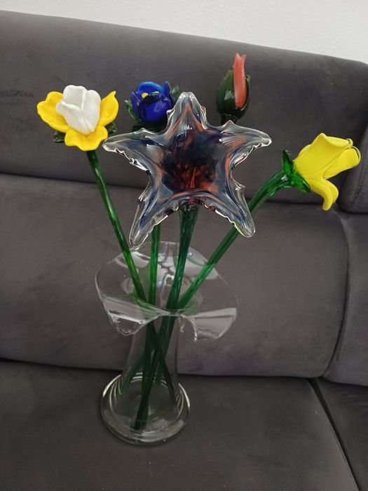 Цветы из цветного стекла винтаж Западная Европа