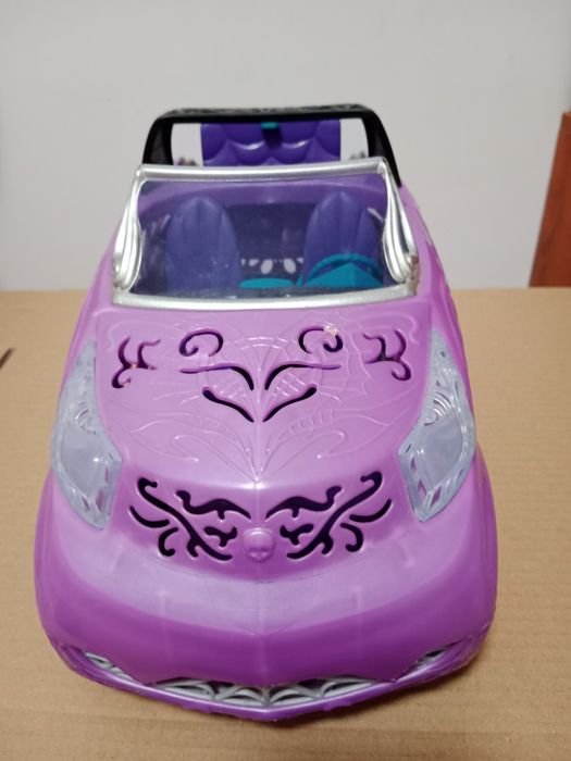 Auto monster high