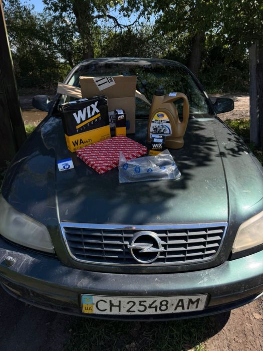 Opel omega.