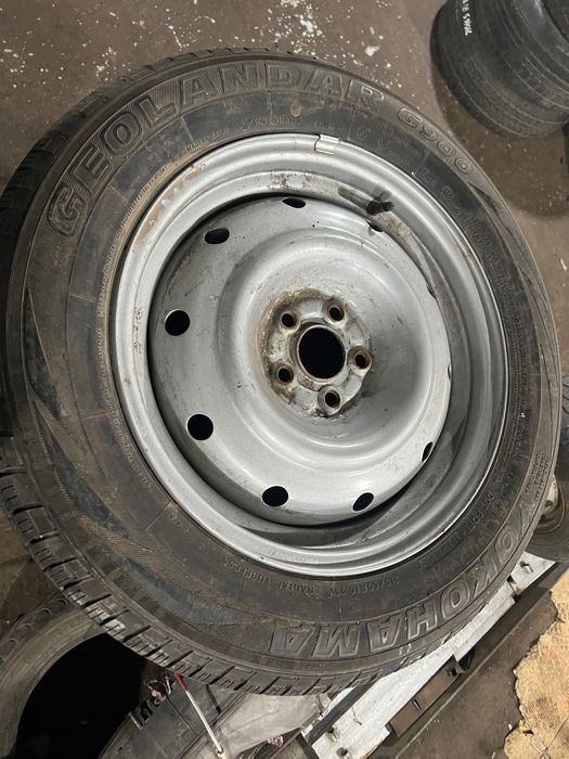Запаска запасное колесо на Субарик Субаро