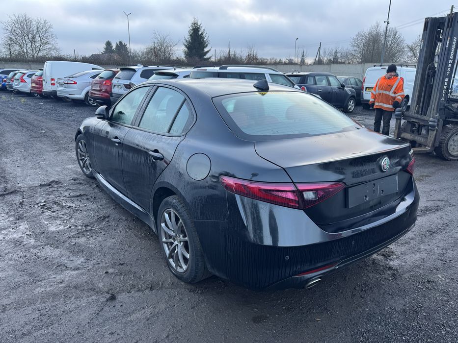 Alfa Romeo Giulia silnik 2.2d 2018r,Anglik z kluczykami