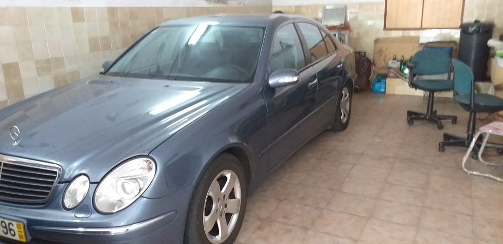 Mercedes-Benz 220 — fotografia 4