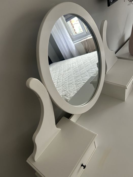 Mebel  toaletka biala