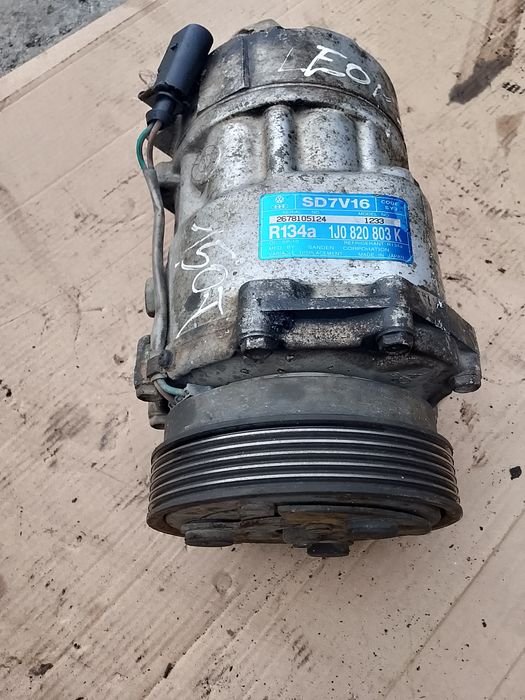 Sprężarka kompresor klimatyzacji Seat Leon 1, Toledo 2, 1J0.820 803 K