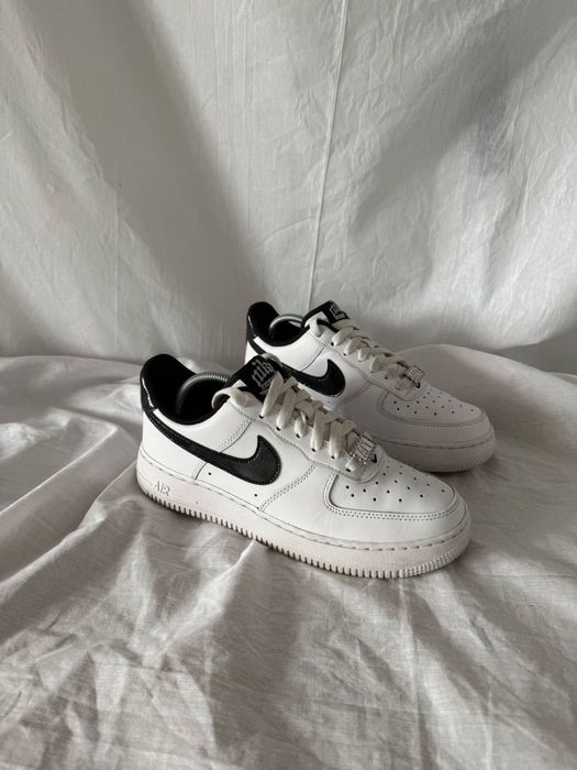 Nike Air Force 1 White Black – Rozmiar 39 – Klasyczne Sneakersy