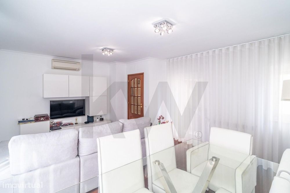 Apartamento T3 no Vale das Flores