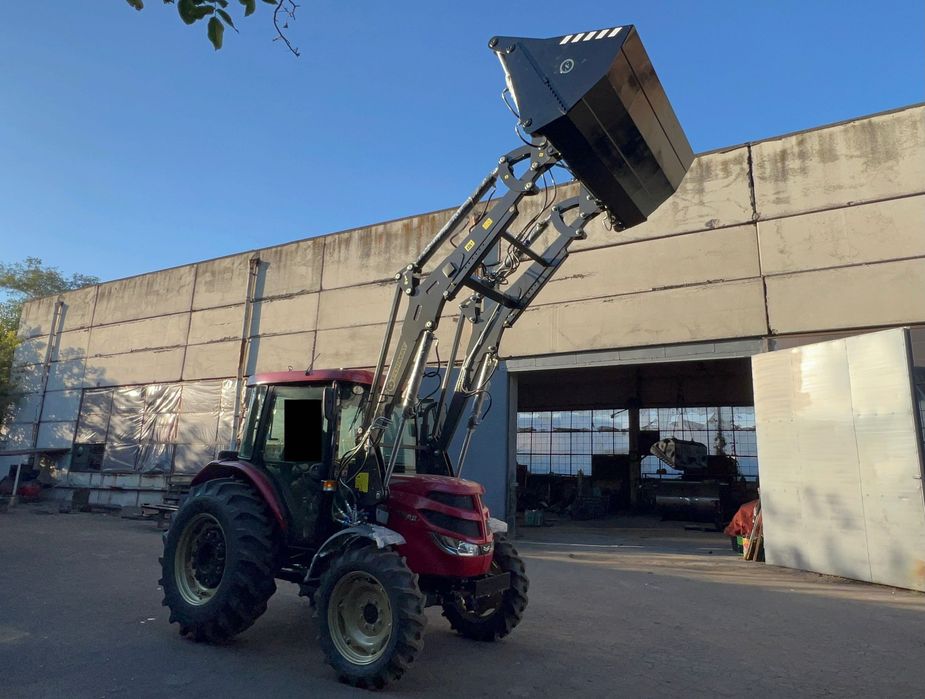 Швидкозʼємний Погрузчик КУН-4000 для трактора МТЗ ЮМЗ Т-40 Виробник