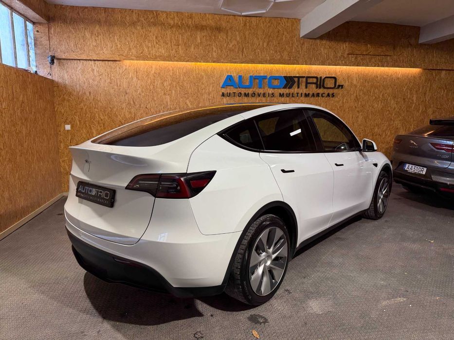 TESLA MODEL Y RWD 90% SOH — photo 3
