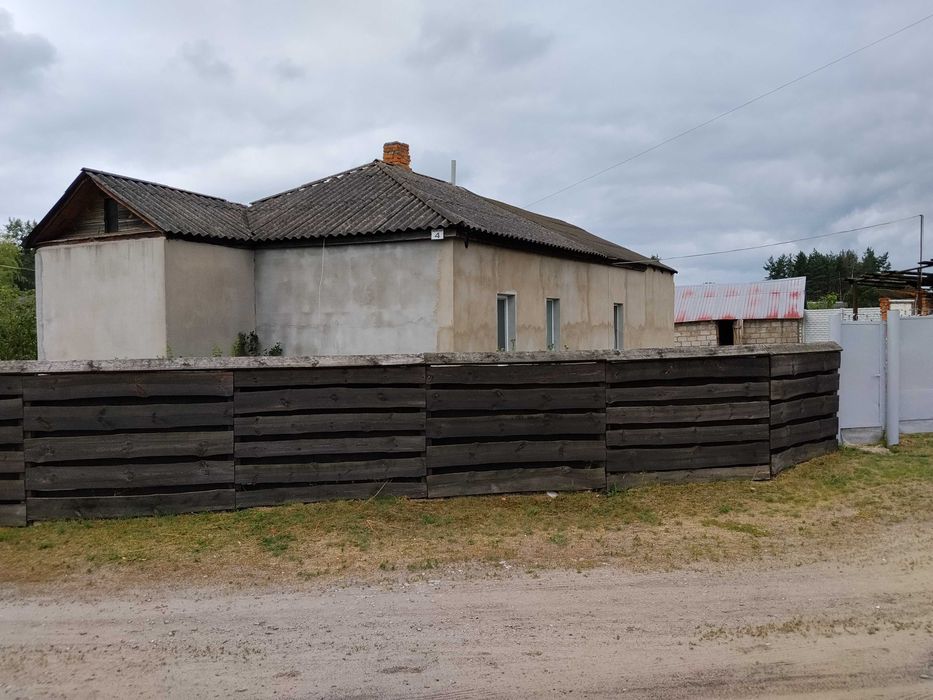 Продам великий будинок зі всіма зручностями в с. Кручик (10 км від Богодухова)