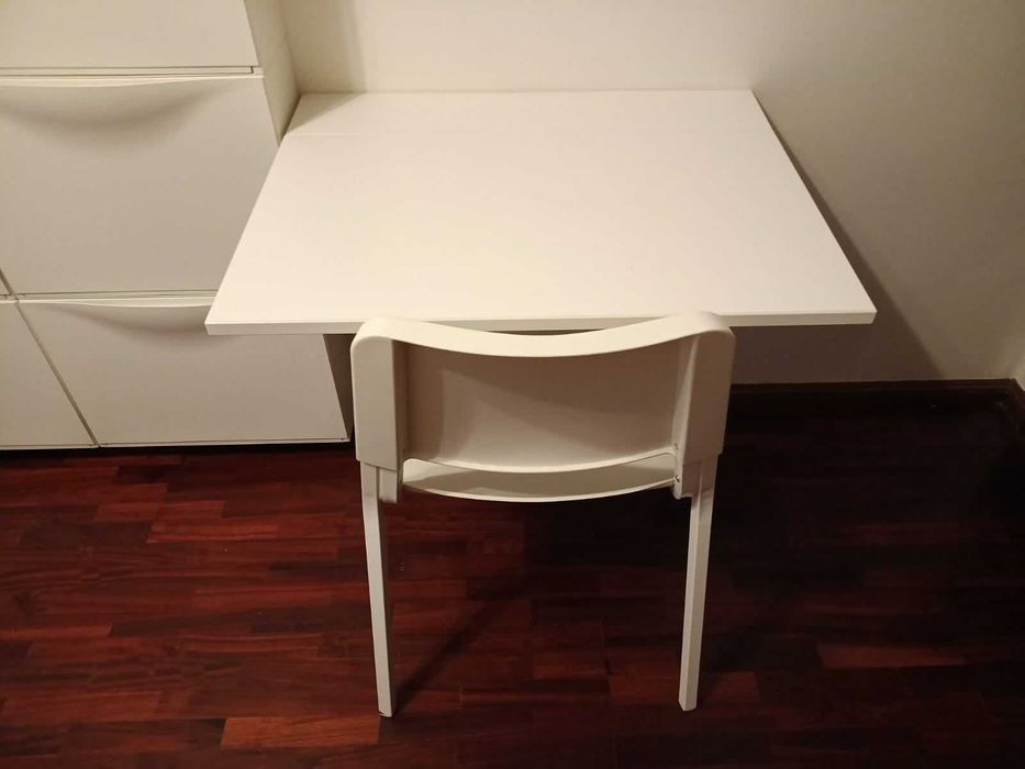 Mesa rebatível para parede