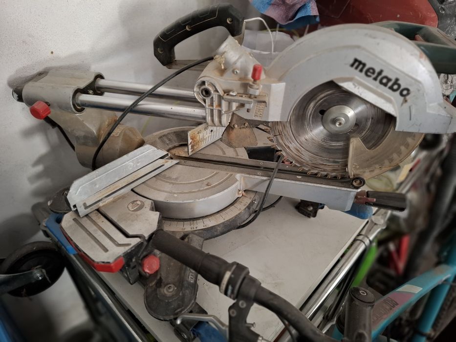 Ukośnica, pilarka,Metabo