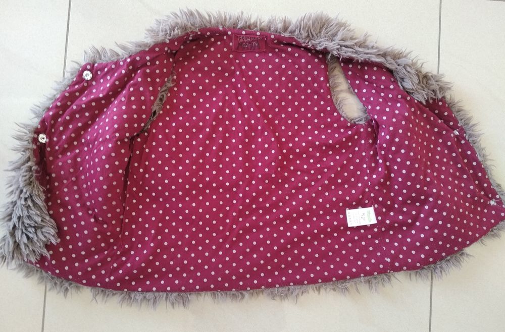 Narzutka, kamizelka, bezrękawnik, futrzak rozm. 122