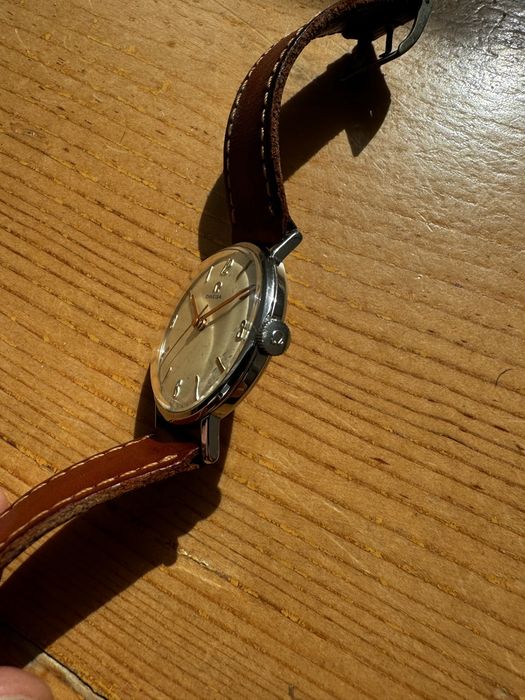 Relógio Omega a corda