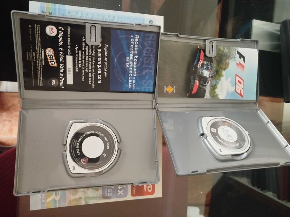 Jogos UMD para PSP.