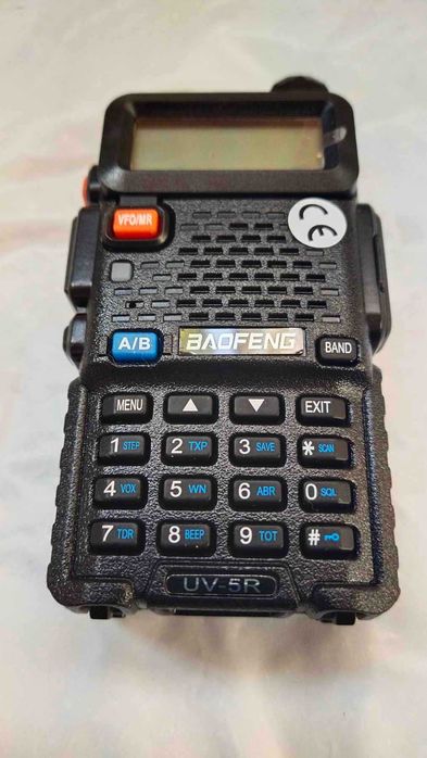 Baofeng UV-5R  УКХ  р/станція  на  144/430 mHz  5W   700 грн.