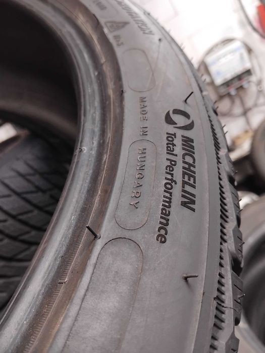 Шини бу 225/40 R19 Michelin Pilot Alpin 5 Пара Зима