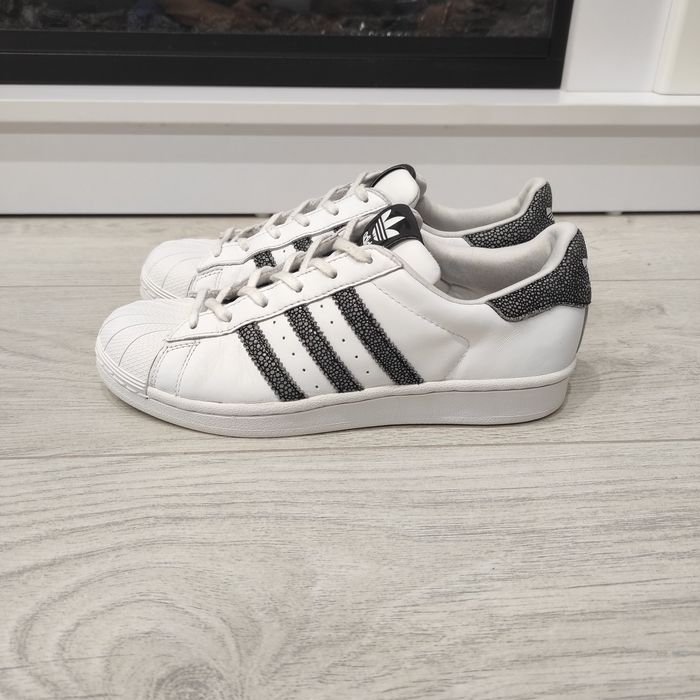 Кросівки adidas 38 р