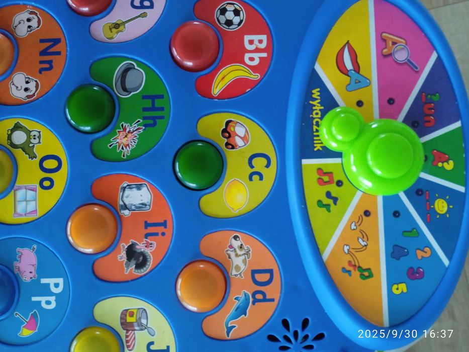 Laptop edukacyjny, interaktywny dźwięk