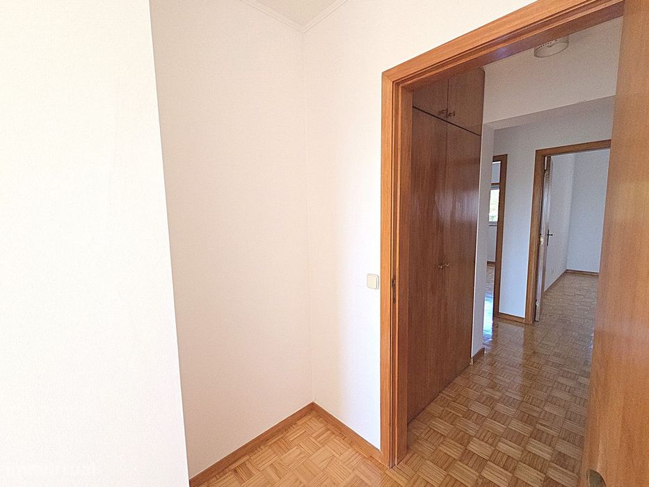 MONTE DA CAPARICA - T3 com Parqueamento