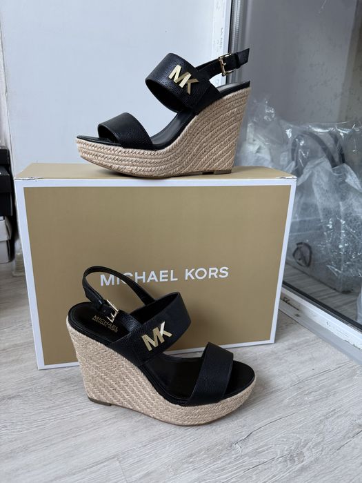 Босоніжки Michael Kors 39