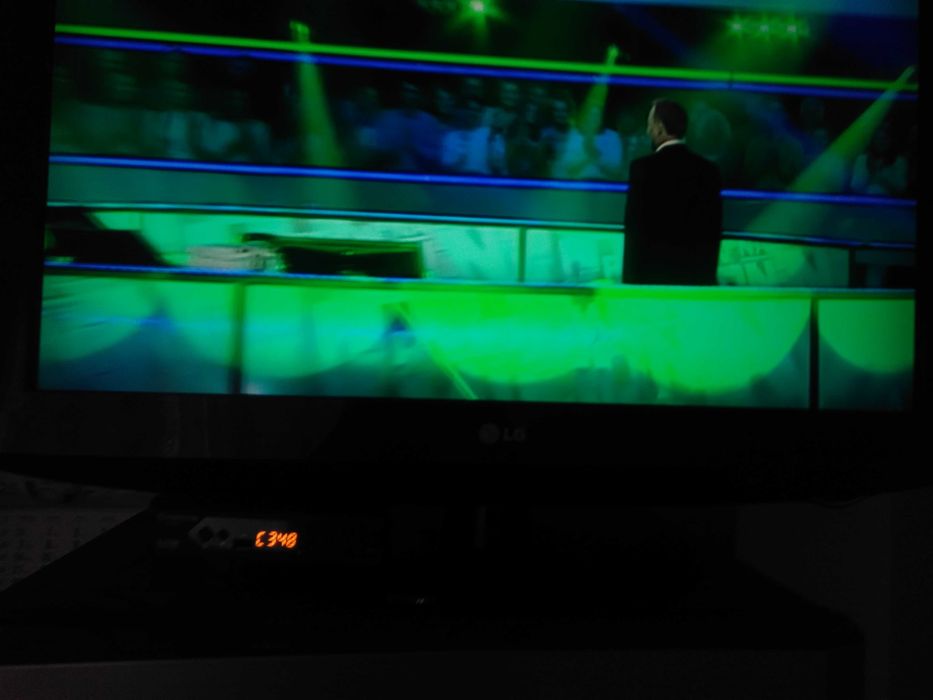 telewizor lcd LG 26 cali z dekoderem