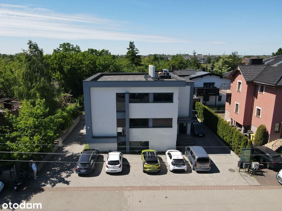 Komfortowe biuro w nowoczesnym kameralnym biurowcu
