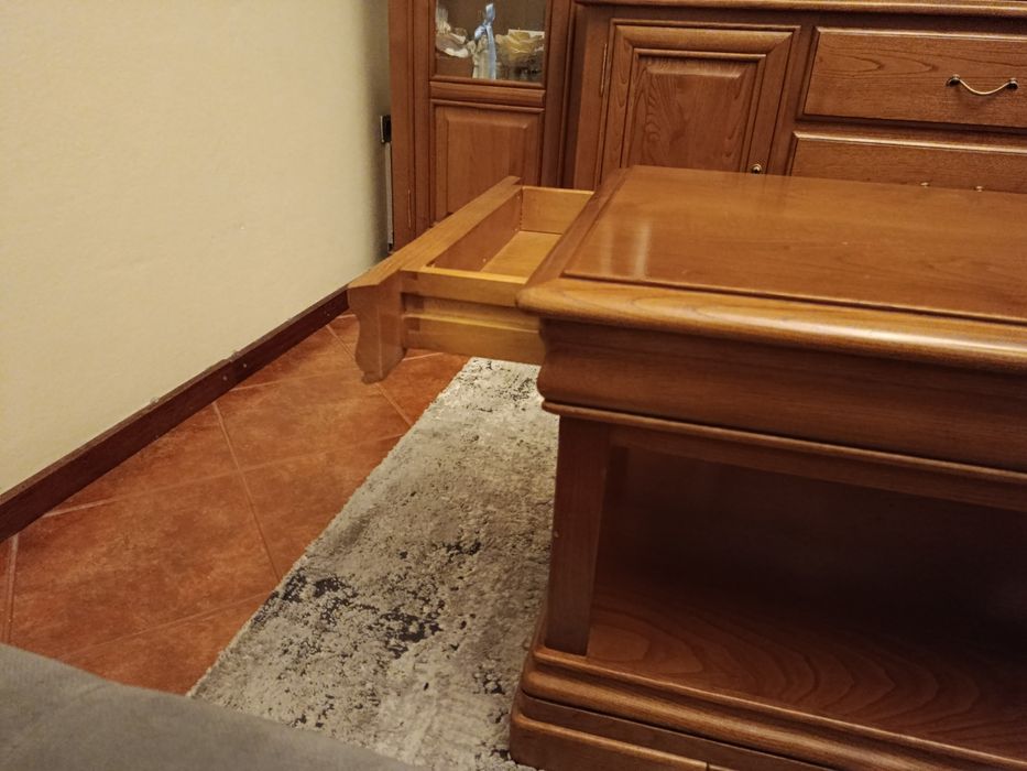 Móvel de sala /c mesa de centro !