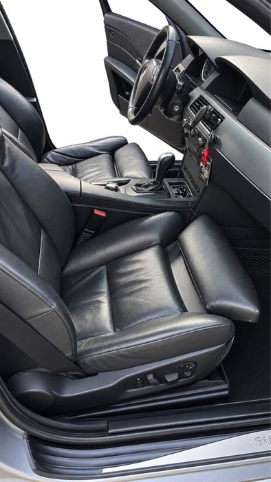 BMW E60d30  2005
