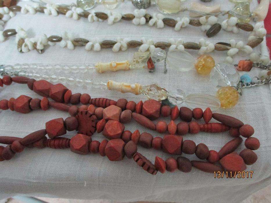 10 colares diversos muito bonitos