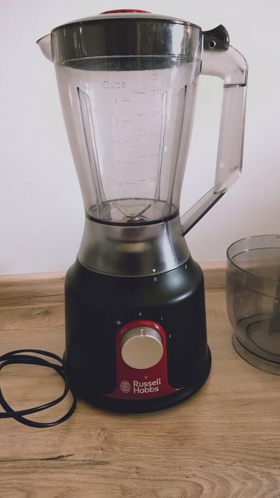 Robot kuchenny Russell Hobbs z akcesoriami