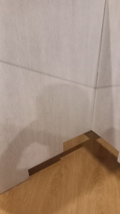 Mesa de jantar quadrada nova