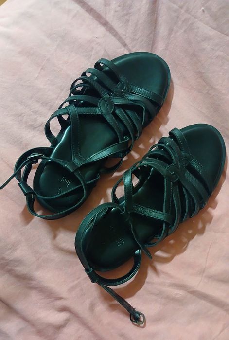 Новые черные кожаные босоножки сандали NEXT размер 38,5